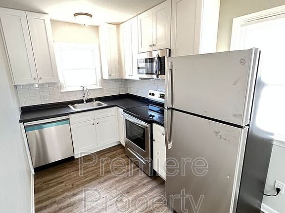 4th image of 2941 N 47th St
