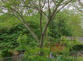 708 E 13th St, Carthage, MO 64836