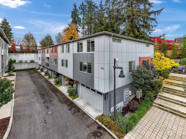 11404 117th Lane NE #3, Kirkland, WA 98034