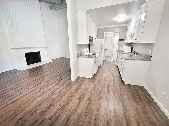 4th image of 135 Acalanes Dr APT 2