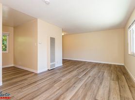 824 Maryann Dr, Santa Clara, CA