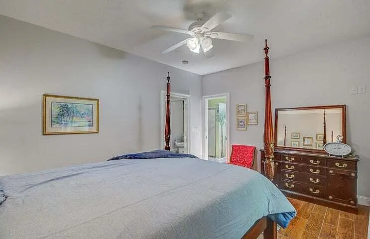 204 Salisbury Dr — Photo 17