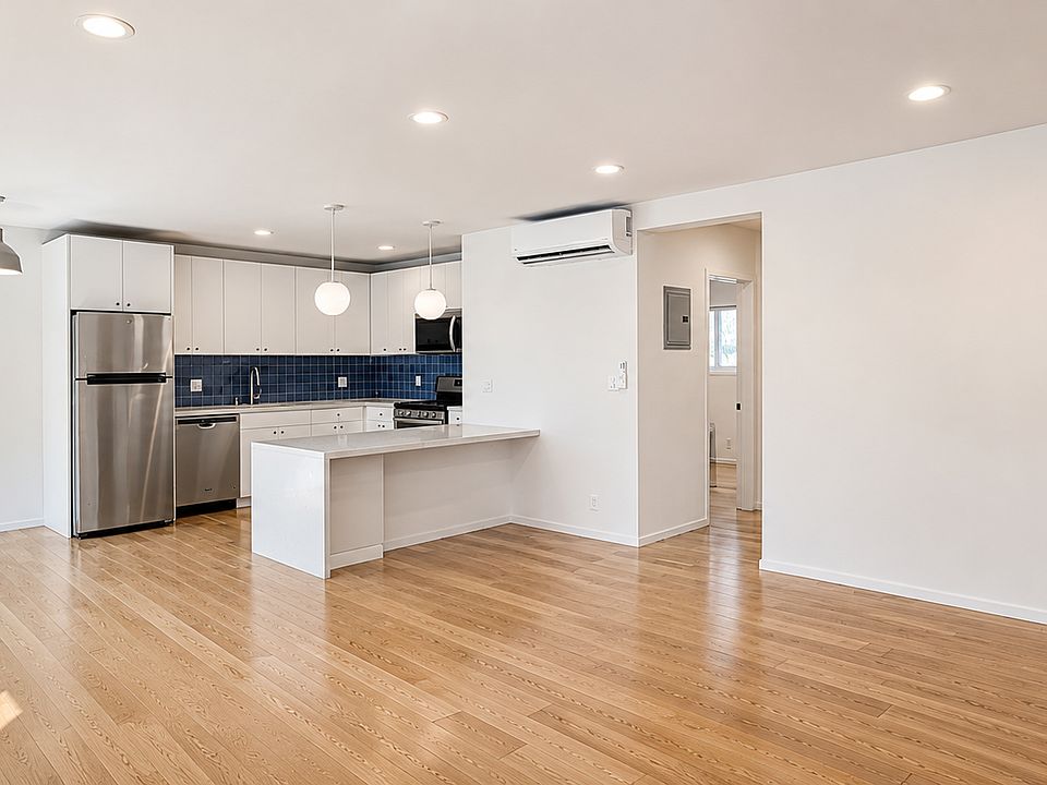 1st image of 3442 S Centinela Ave APT 7