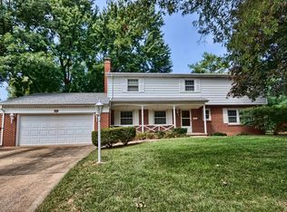 2209 Combes St, Urbana, IL 61801