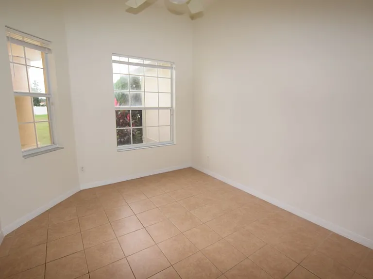 2604 Lutza Way — Photo 8