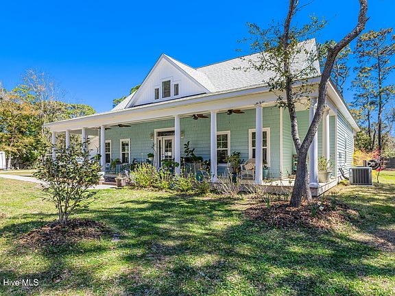 3rd image of 3 Quail Hollow Drive