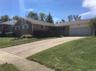 3221 Carrier Ave, Dayton, OH 45429