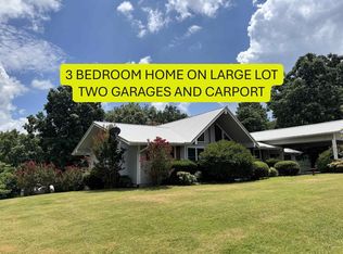 22 Mishemokwa Dr, Cherokee Village, AR 72529