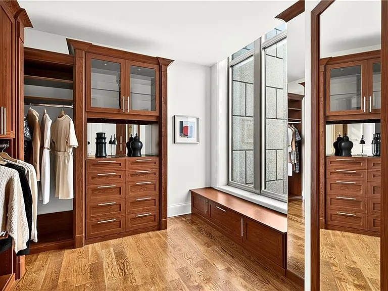 3376 Peachtree Rd NE #41A — Photo 44