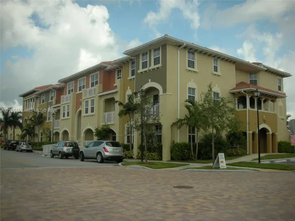 11101 NW 83rd St APT 202, Doral, FL 33178