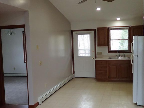 4th image of 123 Jacksonia Dr