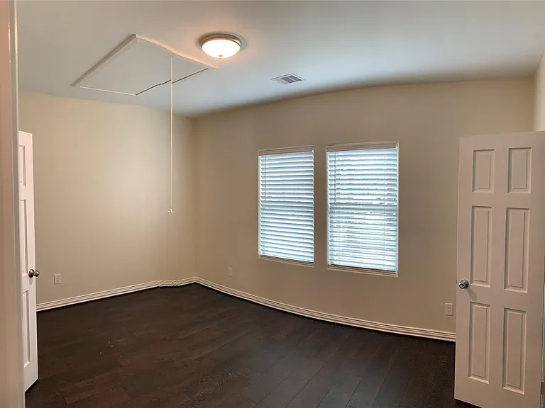 4622 Haywood St — Photo 19