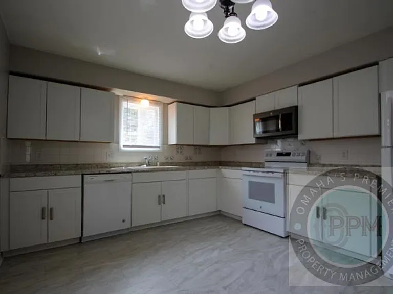 6519 Lafayette Ave — Photo 4