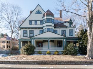 177 Walnut St UNIT 177, Newtonville, MA 02460