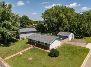 2215 Condor Pl, Owatonna, MN 55060