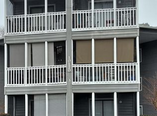 10170 Beach Dr SW #205, Calabash, NC 28467