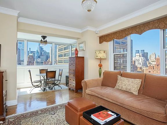 4th image of 931 Lexington Ave #16M