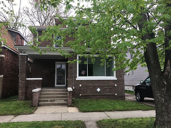 2nd image of 595 Douglas Ave