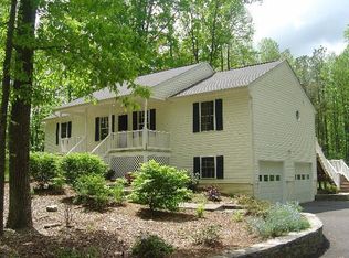 338 Cropp Rd, Fredericksburg, VA 22406