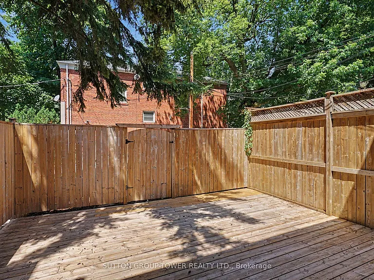 118 Castlefield Ave — Photo 28