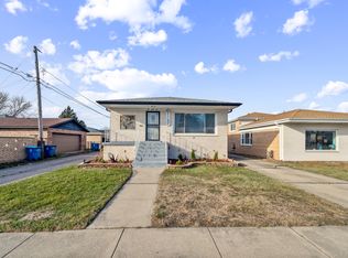 562 Escanaba Ave, Calumet City, IL
