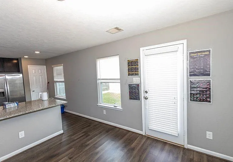 8932 Hollister Commons Ln — Photo 19