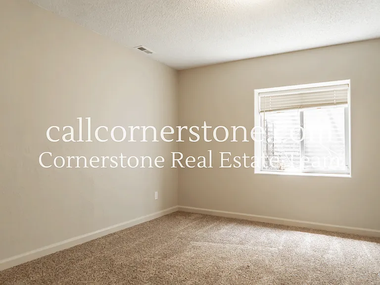 4640 Kashmire Dr — Photo 21
