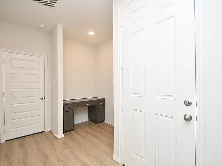 27823 Western Creek Ct — Photo 4