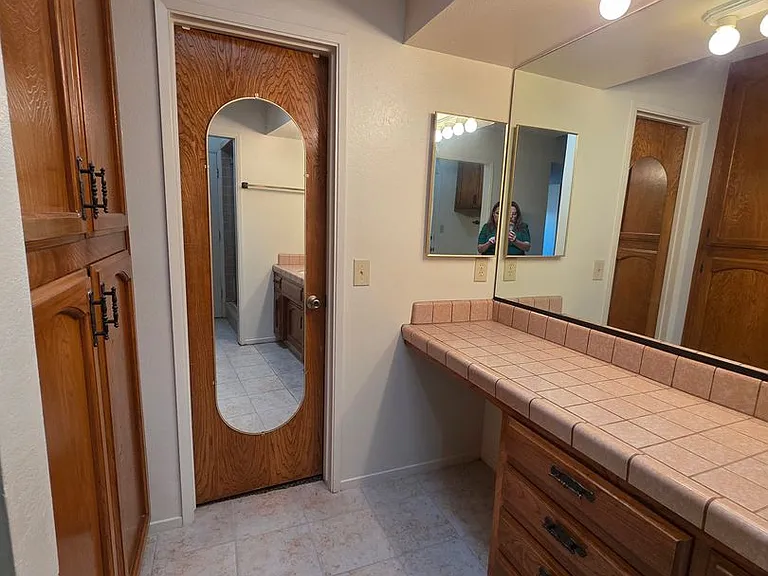 6901 Courtside Cir #3 — Photo 22