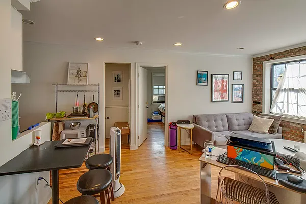 Rented by Dalan Rentals | media 2