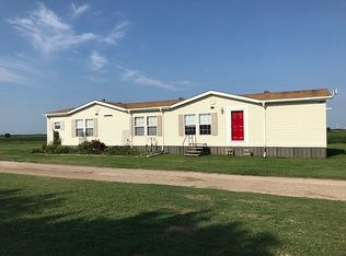 1445 E Brake Rd, Newkirk, OK 74647