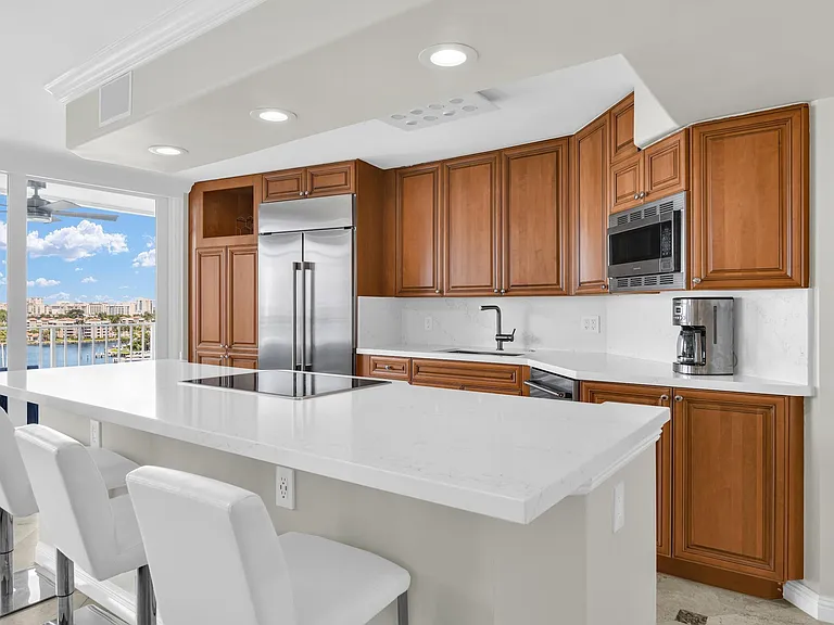 500 S Ocean Blvd #1009 — Photo 7