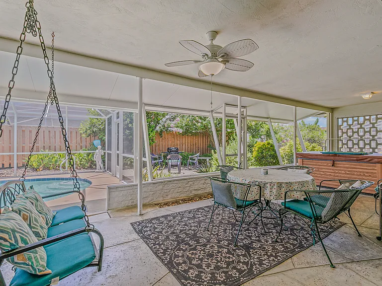 122 Ocean Grove Dr — Photo 35