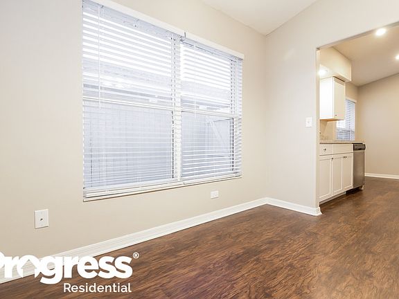4th image of 13314 Greenpointe Dr