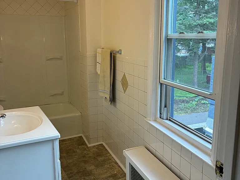 1002 Curry Rd #2 — Photo 11