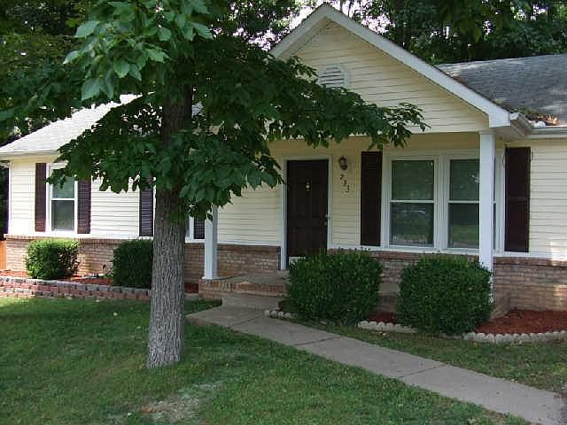 1st image of 223 Bob White Dr