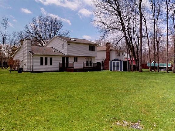 3rd image of 249 Rockdale Dr