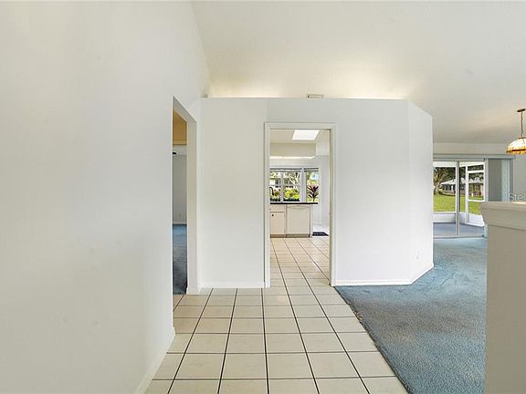 4th image of 26138 Newcombe Cir