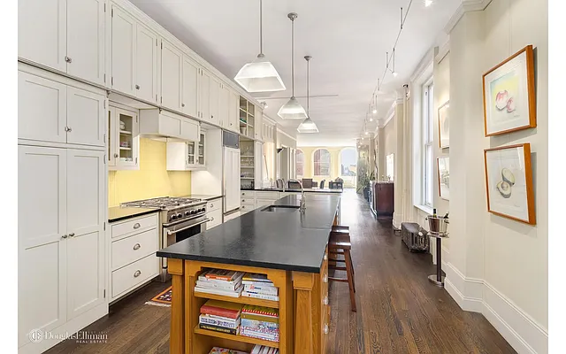 Sold by Douglas Elliman | media 6