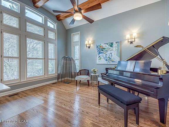 3rd image of 1095 Timber Grove Rd