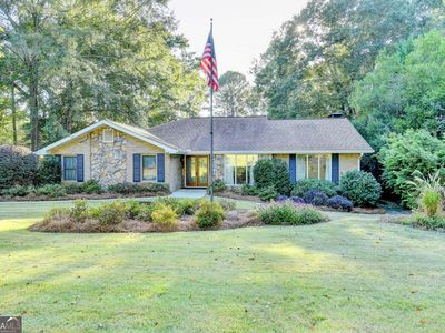 3909 Valley Park Dr SW, Lilburn, GA, 30047