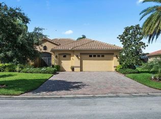 262 Escondido Ct, Poinciana, FL 34759
