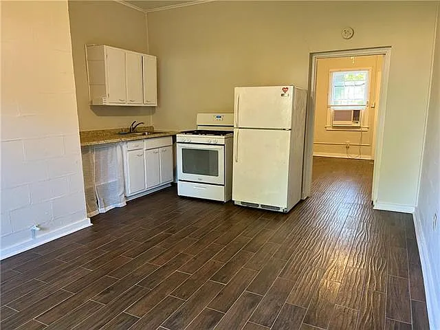115 Grenadine St #1 — Photo 12