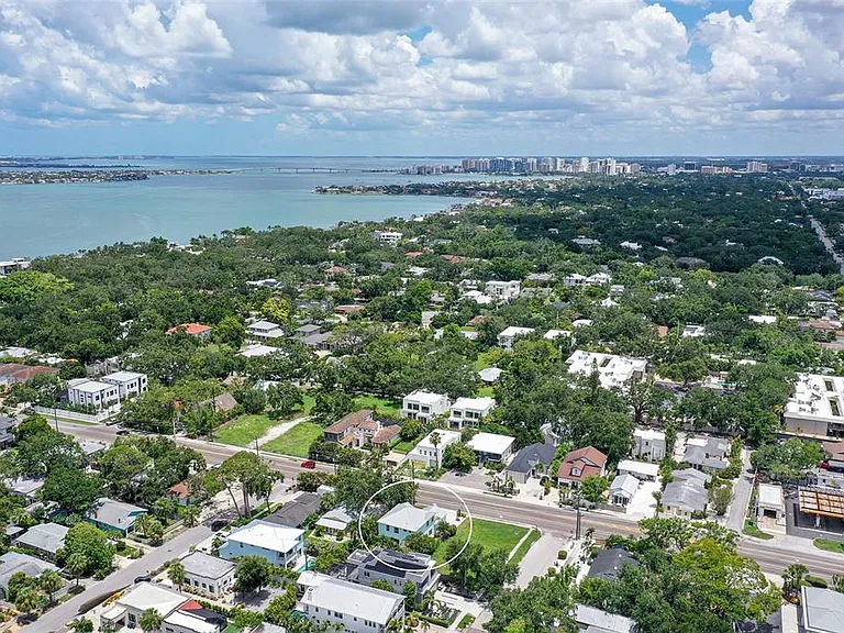 1738 Siesta Dr — Photo 43