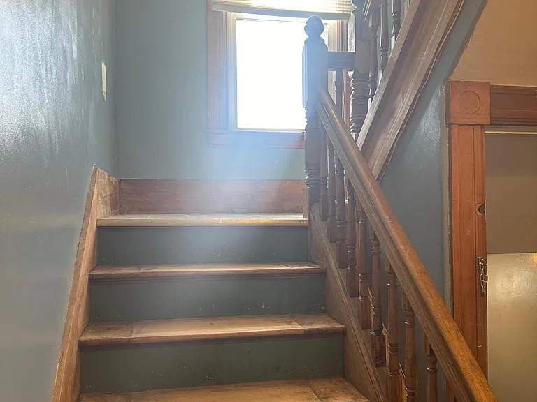 24 Green St #2 — Photo 2