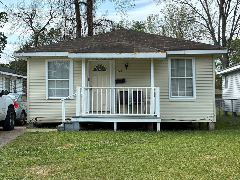 1st image of 241 E Dudley Dr