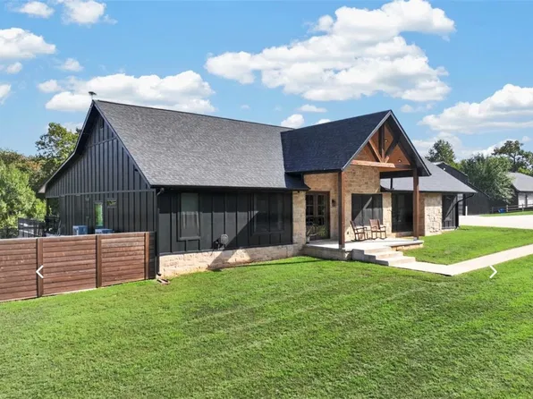 13056 Riders Ln, Gravette, AR 72736