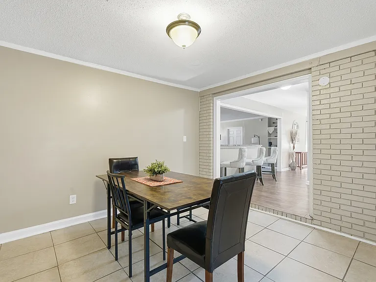 2222 Bacon Park Dr — Photo 16