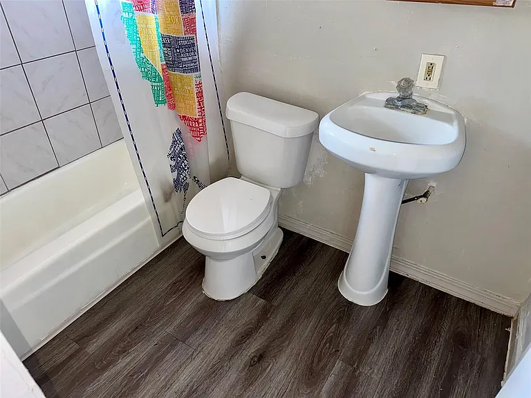 5405 Suez St #1 — Photo 10