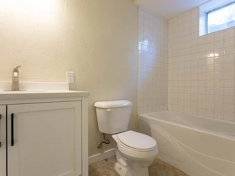2812 N Fruitland Ln — Photo 10